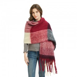 Wholesale manufacturer of new autumn and winter checkered scarves, shawls and scarves with coarse sand rings, tassels and large horizontal stripes for Europe and America