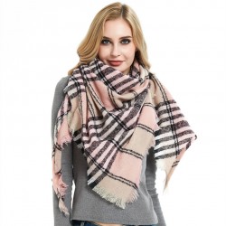 Amazon's popular cross-border items for spring, autumn and winter in Europe and America: loop yarn, full polyester, spiky wool, checkered triangular shawls, scarves and scarves