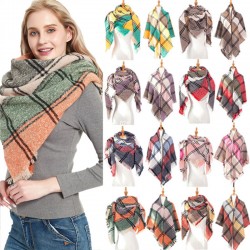Amazon's popular cross-border European and American spring, autumn and winter women's loop yarn full polyester knitted plaid triangular shawls and scarves