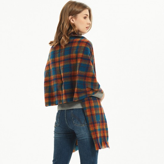 Wholesale of new autumn and winter scarves for men, women and couples in Europe and America, direct supply Wholesale of new autumn and winter scarves for men, women and couples in Europe and America, direct supply