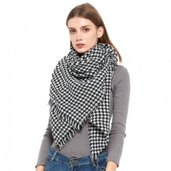 Factory direct sales and export of European and American spring, autumn and winter women's faux cashmere shawls, black and white checkered square scarves and scarves wholesale