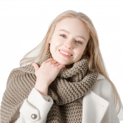 New winter Korean-style thick woolen knitted solid color scarf, thickened couple knitted scarf for men and women, batch from Tonglu manufacturer