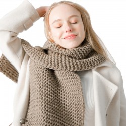 New winter Korean-style thick woolen knitted solid color scarf, thickened couple knitted scarf for men and women, batch from Tonglu manufacturer