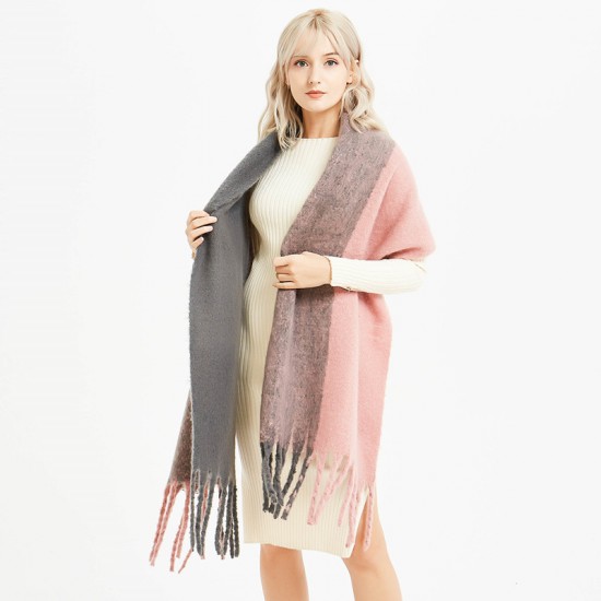European and American thick tassel loop gauze color-blocked scarf, solid color shawl for women, thickened two-color color-blocked warm scarf for autumn and winter European and American thick tassel loop gauze color-blocked scarf, solid color shawl for women, thickened two-color color-blocked warm scarf for autumn and winter