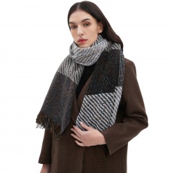 Wholesale manufacturer of Amazon's popular new styles of large checkered scarves and shawls for men and women in autumn and winter in Europe and America