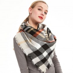 Amazon's popular export European and American faux cashmere seven-color checkered triangular shawl, scarf and scarf manufacturer for spring, autumn and winter