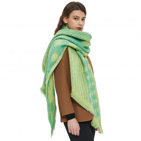 New autumn and winter 2023 foreign trade shawl women's scarf, thickened jacquard polka dot bevel scarf with European and American loop yarn New autumn and winter 2023 foreign trade shawl women's scarf, thickened jacquard polka dot bevel scarf with European and American loop yarn