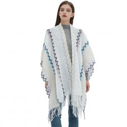 Wholesale of new foreign trade European and American spring, autumn and winter travel ethnic style split tassel white knitted shawls from the manufacturer