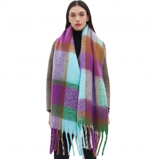 Factory direct supply of new autumn and winter thickened and enlarged checkered scarves and shawls for export to Europe and America Factory direct supply of new autumn and winter thickened and enlarged checkered scarves and shawls for export to Europe and America