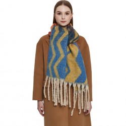 The 2023 new style of shawl for foreign trade is a thickened European and American scarf with a loop, jacquard, thick tassel and gradient wave pattern