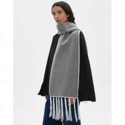 Amazon's popular mid-to-high-end European and American autumn and winter new double-sided tweed solid color tassel scarf manufacturer