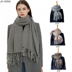 Factory direct supply of new cross-border export women's scarves, European and American autumn and winter small checkered tassel scarves and shawls