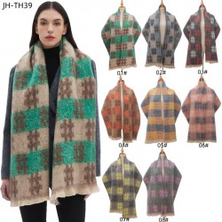 Wholesale manufacturer of new cross-border foreign trade European and American autumn and winter loop yarn cross check short beard jacquard scarves