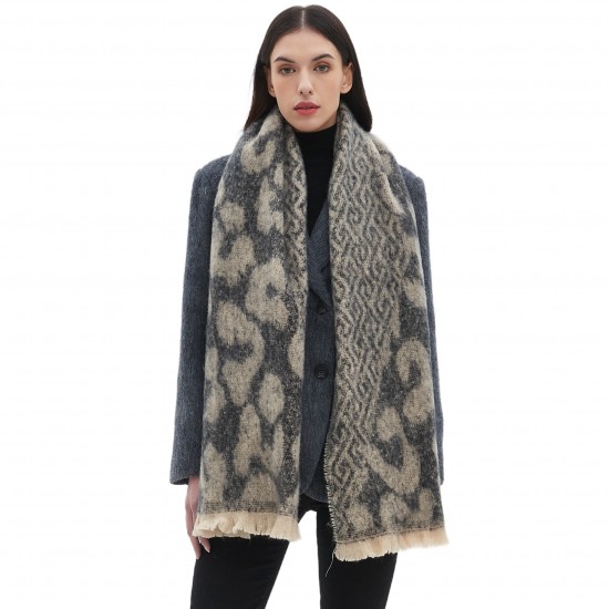 Wholesale manufacturer of cross-border hot 2025 new style export European and American autumn and winter short beard jacquard large leopard print scarves and shawls Wholesale manufacturer of cross-border hot 2025 new style export European and American autumn and winter short beard jacquard large leopard print scarves and shawls