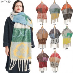 Cross-border Amazon bestseller, new autumn and winter collection of European and American jacquard four-leaf flower scarves with loop yarn imitation mohair