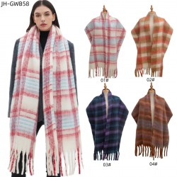 Factory direct supply 2025 new style of European and American autumn and winter checkered scarves and shawls for export. Wholesale