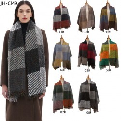 Wholesale manufacturer of Amazon's popular new styles of large checkered scarves and shawls for men and women in autumn and winter in Europe and America