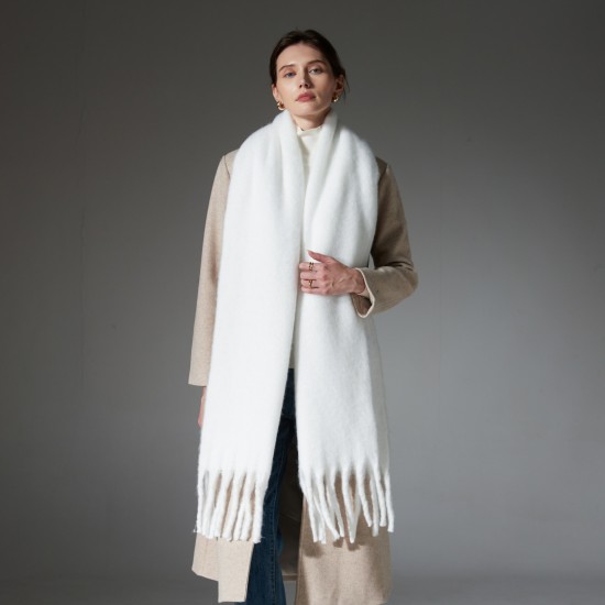 Amazon export European and American autumn and winter hoop gauze thick beard thick braid tassel white scarf shawl in stock manufacturer