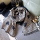 Wholesale and in-stock manufacturer of new autumn and winter women's fine checkered large heart-shaped scarves and shawls for foreign trade in Japan and South Korea Wholesale and in-stock manufacturer of new autumn and winter women's fine checkered large heart-shaped scarves and shawls for foreign trade in Japan and South Korea