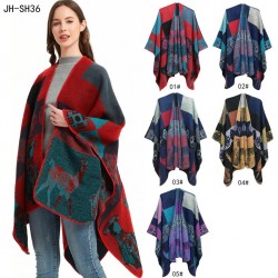 The manufacturer's new thickened jacquard slit cape for women in the autumn and winter of Europe and America, Christmas reindeer acrylic shawl