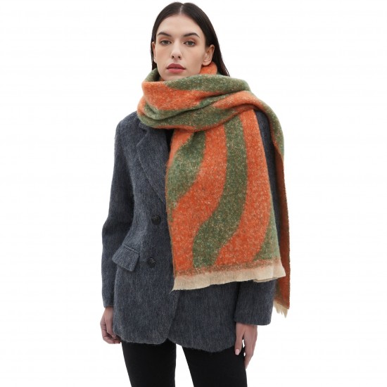 The new style of scarves from the manufacturer are selling well across borders. Wholesale of loop yarn jacquard scarves and shawls for autumn and winter in Europe and America The new style of scarves from the manufacturer are selling well across borders. Wholesale of loop yarn jacquard scarves and shawls for autumn and winter in Europe and America